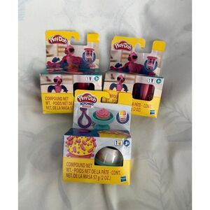 Hasbro Play-Doh On The Go Flamingo and Cupcake- New In Box - 3 Piece SEALED